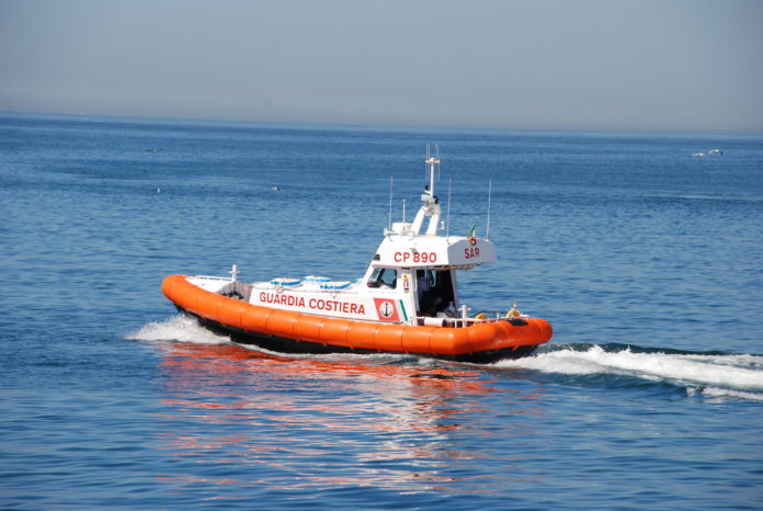 Porto di Napoli: Crocierista con infarto salvato dalla Guardia Costiera