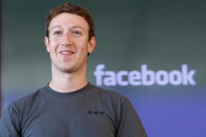 Facebook, scandalo Cambridge: Zuckerberg perde 9 miliardi in 48 ore
