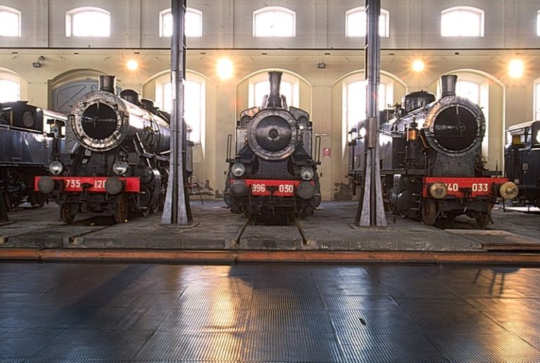 Mercatini Di Natale, Nuovo Appuntamento Al Museo Nazionale Ferroviario ...