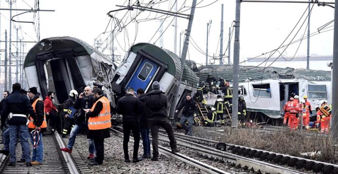 Ultime notizie di cronaca, treno deragliato: ripresa circolazione