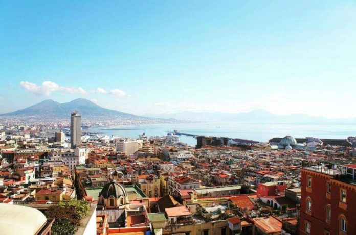 Innamòrati/Innamoràti di Napoli, San Valentino tra le bellezze della città