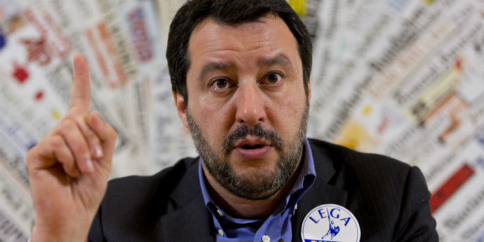 Salvini: "Abbiamo un piano preciso per ricucire l'Italia partendo dal Sud"