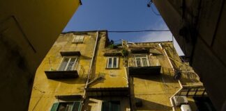 Il Giallo Napoli nella mostra foto di Mina Grasso