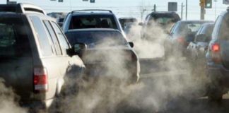 Napoli, stop alle auto dal 1 ottobre per combattere lo smog