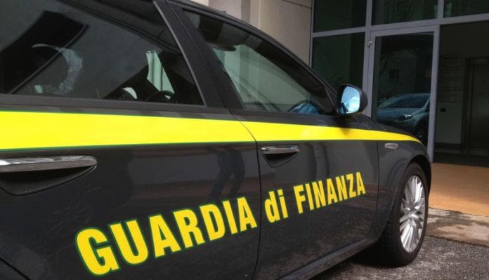 Torre Annunziata, sgominata banda specialista in truffe assicurative