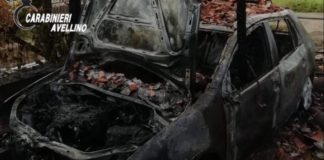 Montoro, auto bruciata in box auto: denunciato un 50enne