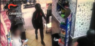 Camorra, raid punitivo contro un bar: in manette boss del rione Sanità