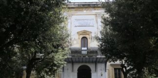 Per rubare tracce di rame, sfondano i muri dell'ex ospedale psichiatrico