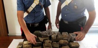 Sorpreso con 30 kg di droga, arrestato uomo del clan Polverino