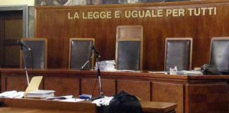Camorra, 11 condanne e 2 assoluzioni per elementi del clan Di Lauro