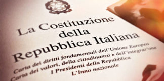 Comune di Napoli, petizione per l'educazione civica a scuola
