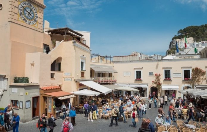 Estate sicura a Capri: oltre 1600 tamponi ai turisti in 3 mesi