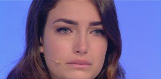 Uomini e donne, piccolo incidente domestico per Nilufar Addati