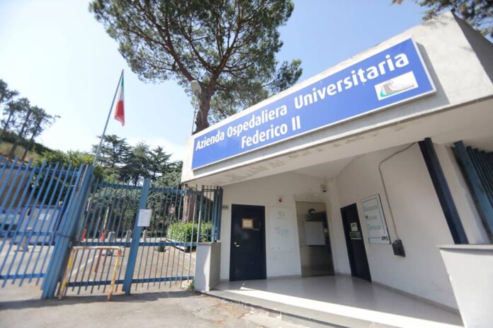 Giugliano, denunciato 58enne per furto di computer al Policlinico Nuovo