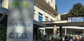 Napoli, imprenditore muore per infezione alla gola: “Soccorsi lenti e non attrezzati”
