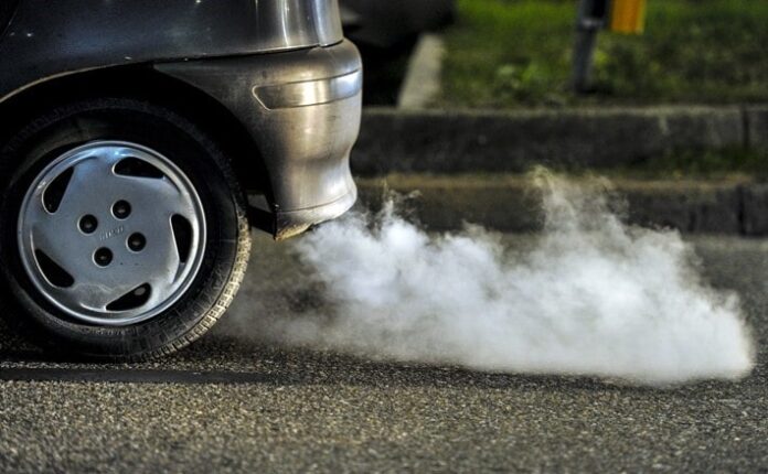 Allarme smog a Napoli, manca il verde vicino alle scuole