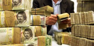 Casalesi, scoperto un sistema per convertire miliardi di lire in euro: 4 arresti