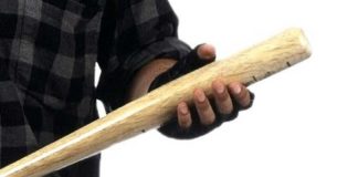 Benevento, spedizione punitiva con mazza baseball: 2 arresti