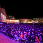 Piano City Napoli 2019: 10.000 in Piazza Plebiscito per il concerto dei 21 pianoforti sotto il colonnato