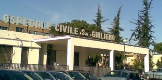 Giugliano in Campania: caos barelle e blackout al pronto soccorso