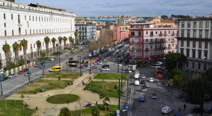 Piazza Carlo III, 21enne investe e uccide una ragazzina di 15 anni