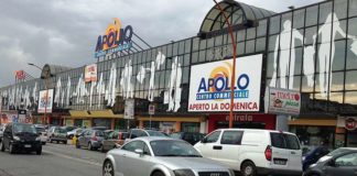 Casapulla, furto notturno alla gioielleria del centro Apollo: colpo da 50mila euro