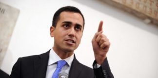 Crisi governo, Di Maio all'attacco di Salvini: è disperato