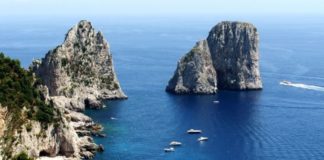 Capri, identificato corpo in mare: lavorava con Sorrentino