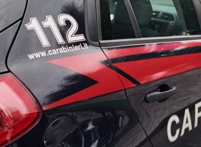 Vietri sul mare, rapinano padre e figlio disabile: arrestati due 16enni