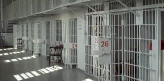 Carcere di Carinola: detenuto butta un educatore giù dalle scale