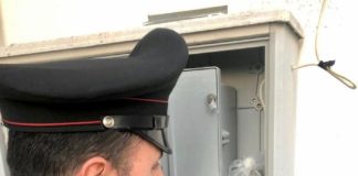 Rione Traiano e Pianura: sequestrato materiale per rapina e più di 200 dosi di droga