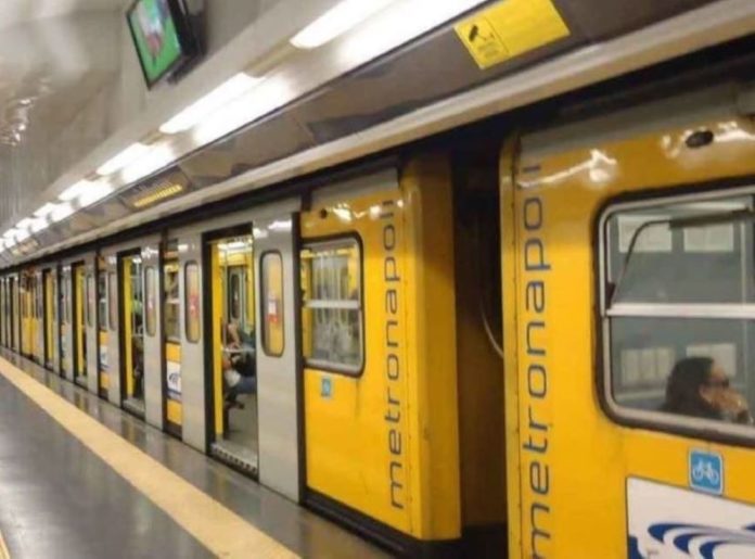 Napoli, oggi la Linea 1 della metropolitana chiude in anticipo: gli orari