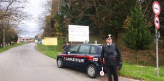 Cerreto Sannita, tenta di accoltellare il compagno: 45enne arrestata