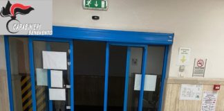 Benevento, 25enne ubriaco danneggia l’ospedale Fatebenefratelli: arrestato
