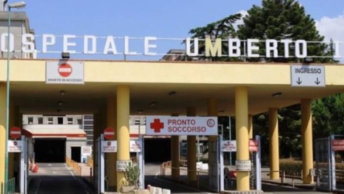 Nocera, dottoressa presa a calci e pugni in pronto soccorso