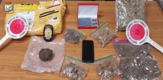 Spaccio di droga tramite corrieri postali: sequestrati 2 kg di hashish e marijuana