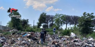 Giugliano: trovato sversamento di rifiuti nel vecchio campo rom