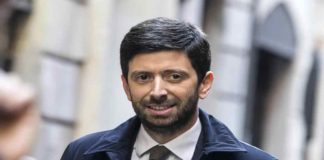 Sanità, l'annuncio del ministro Speranza: "Dal 1 settembre addio al Superticket"