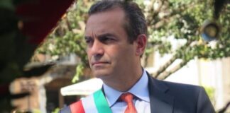 Napoli, ordinanza di de Magistris: scuole con seggi elettorali riapriranno il 28 settembre