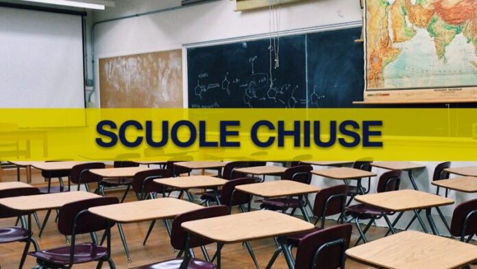 Calvizzano, consigliere comunale positivo al Covid 19: scuole chiuse fino al 2 ottobre