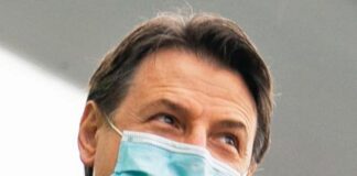 Covid, Italia in zona rossa dal 24 al 6 festivi e prefestivi