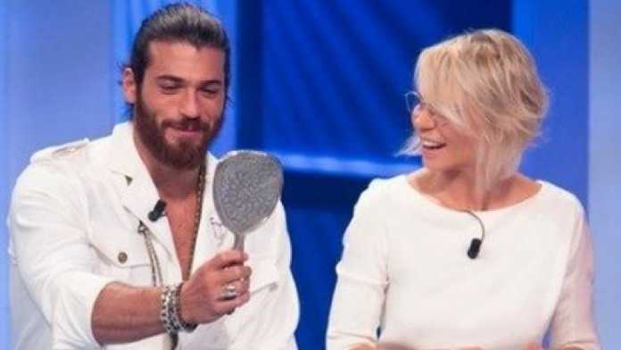 C'è posta per te: ospiti di stasera Sabrina Ferilli, Can Yaman e Luca Argentero