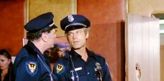 "Poliziotto superpiù" su Rete 4. I film in tv sabato 20 marzo