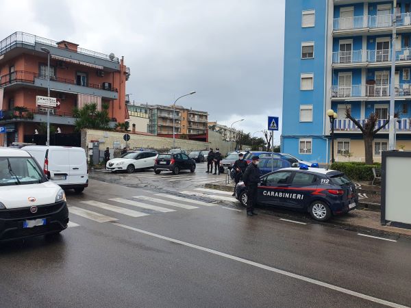 Castellammare di Stabia, controlli dei Carabinieri: chiuso un bar e due denunce