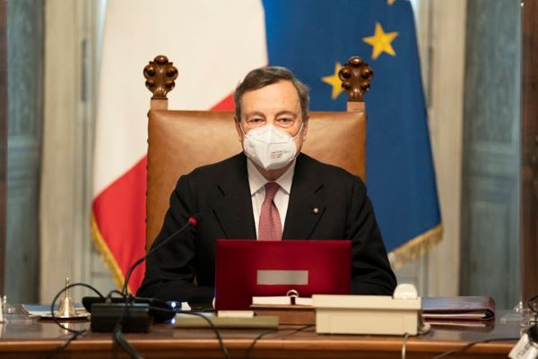 Covid 19 in Italia: Mario Draghi al lavoro per riaperture graduali