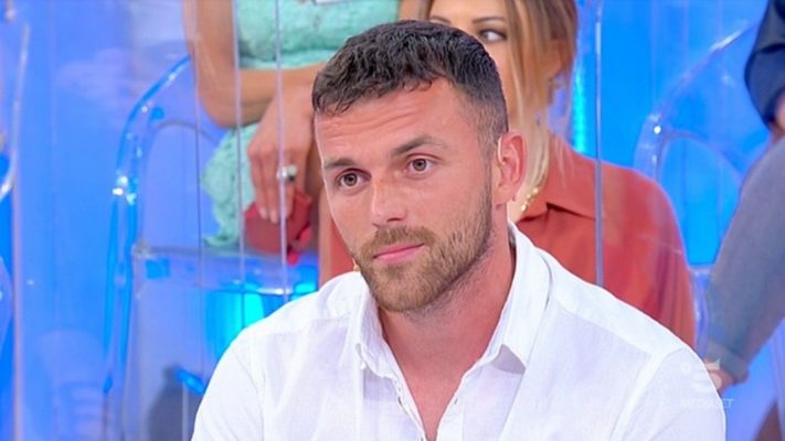 Anticipazioni Uomini e Donne: Nuovo bacio tra Samantha e Bogdan