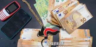Casamicciola, truffano un anziano estorcendogli quasi 15mila euro: due arresti