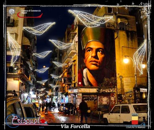 Le luminarie di Natale a Napoli da Scampia a Barra: illuminate 140 chilometri di strade e 36 piazze [FOTO]