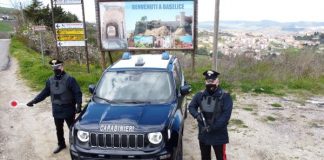 Baselice, vende cellulare sul web per 300 euro ma è una truffa: denunciato un 22enne