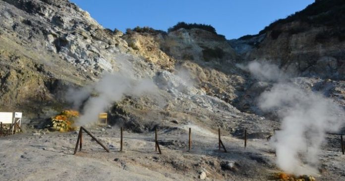 Campi Flegrei: terremoti probabili con sollevamento suolo